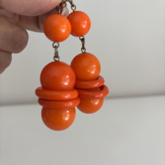Vintage Earrings 3" Dangle Drop Pierced Orange Acrylic Mod Happy Go go - Picture 11 of 11